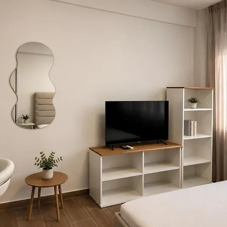 Big With Kitchen Near Ladadika Thessaloniki